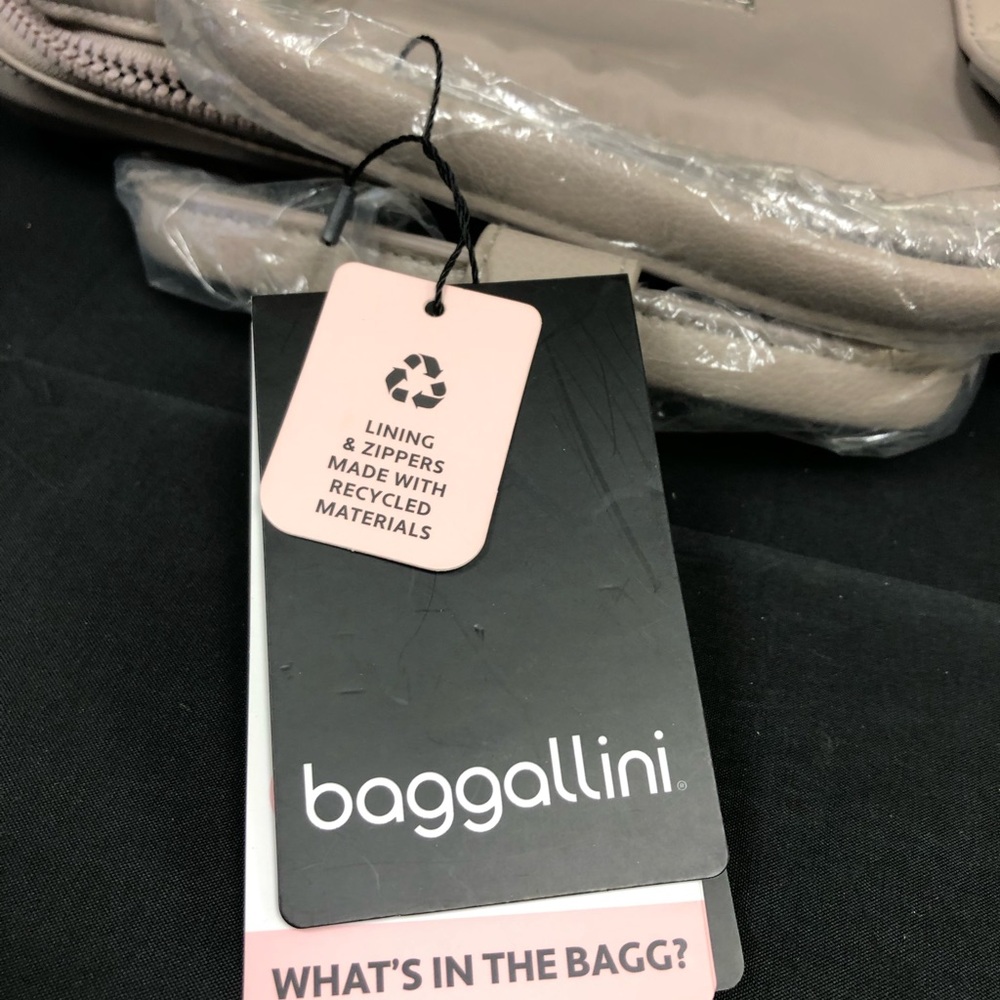 Baggallini Soho Backpack - Picture 11 of 14